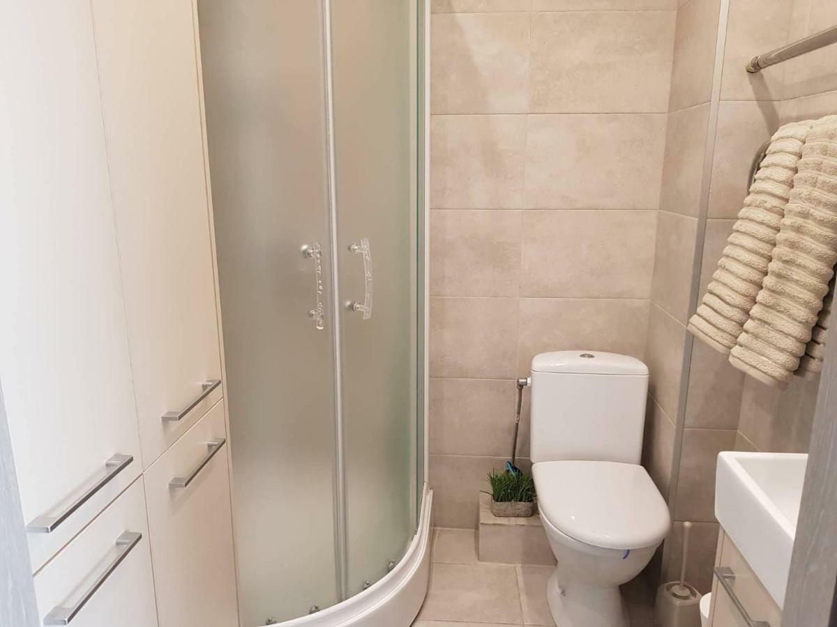 Apartamentai Vilniaus Street Šiauliai Exteriör bild